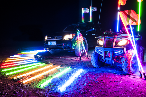 luces led de l&aacute;tigo